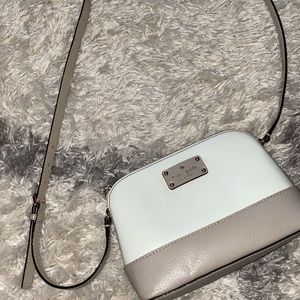 🔥AUTHENTIC LEATHER KATE SPADE CROSSBODY PURSE🔥